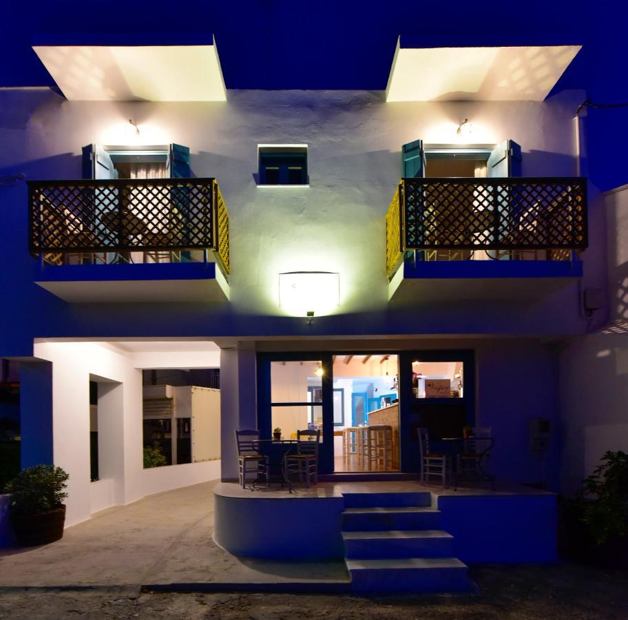 Vesper Aparthotel Kokkari Exterior photo